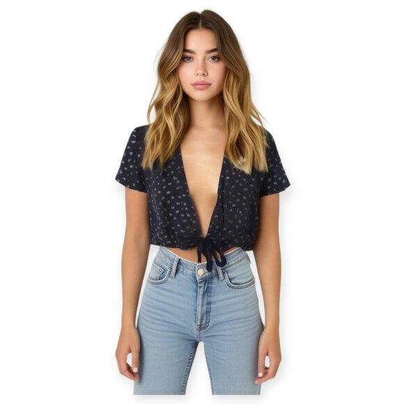 Brandy Melville Floral Tie-Front Crop Blouse Size S - Picture 8 of 8